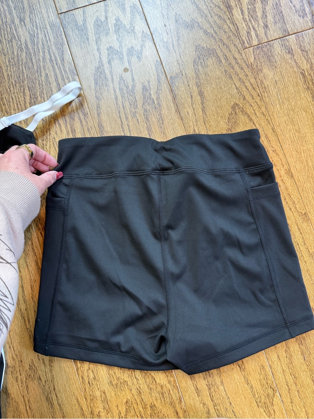 ALO Yoga Black Mini Dress with White Trim - Picture 4 of 4